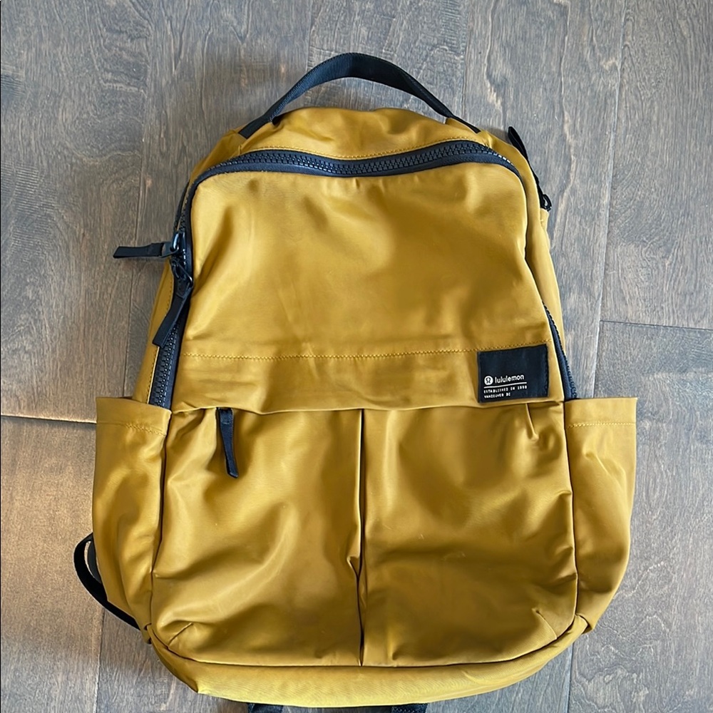 lululemon Everyday Backpack 2.0